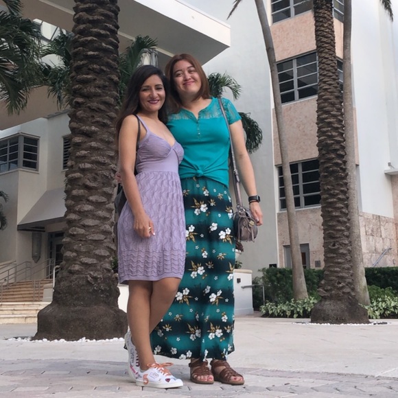 Meet your Posher, Priya - Picture 3 of 4